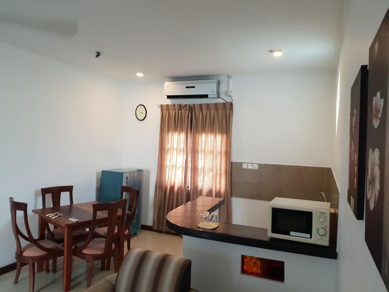 Ice Berg Apartment Dehiwala-Mount Lavinia ภายนอก รูปภาพ